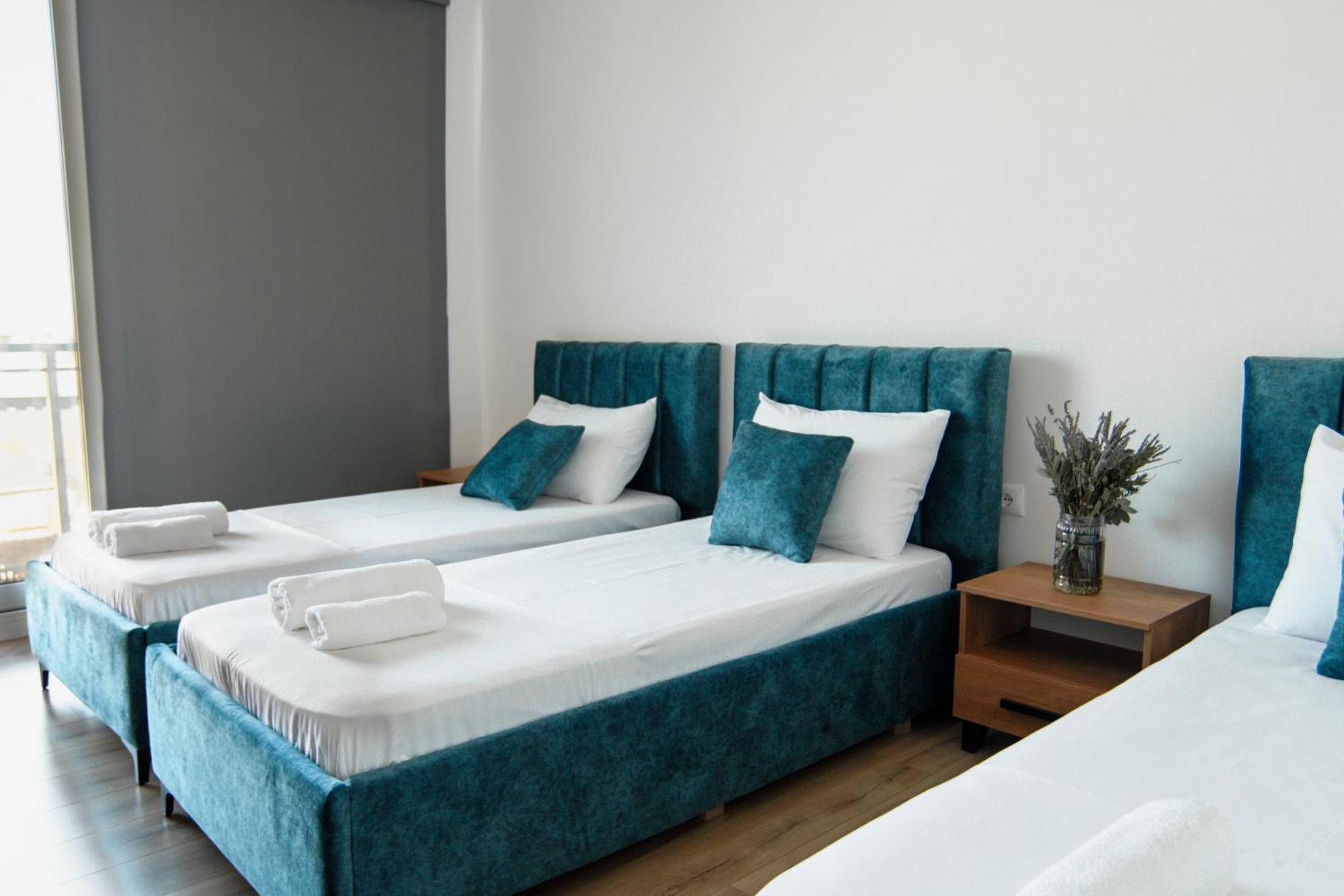 Urban Serenity City Skyline View Apartment 1 Tirana Exteriör bild